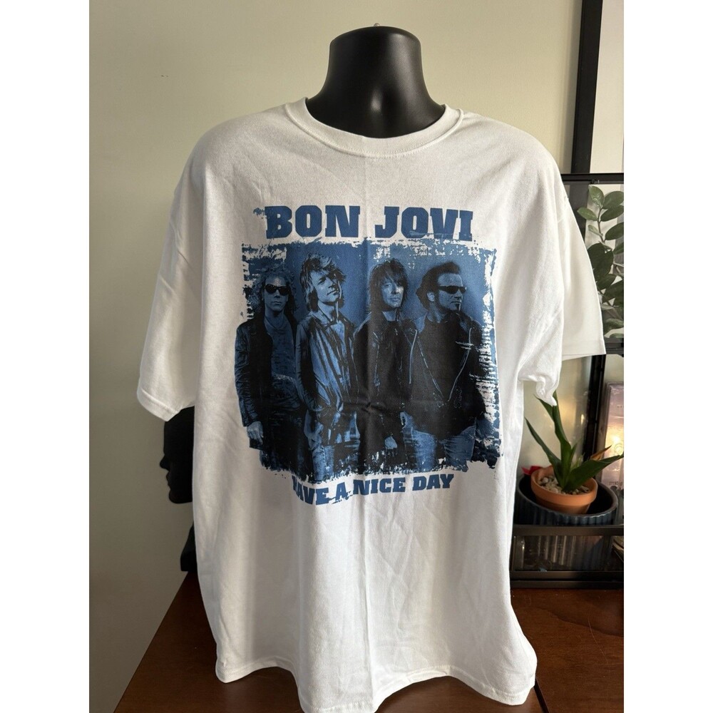 Bon Jovi Have A Nice Day 2005-2006 White Tour Shirt Men's Size XL
